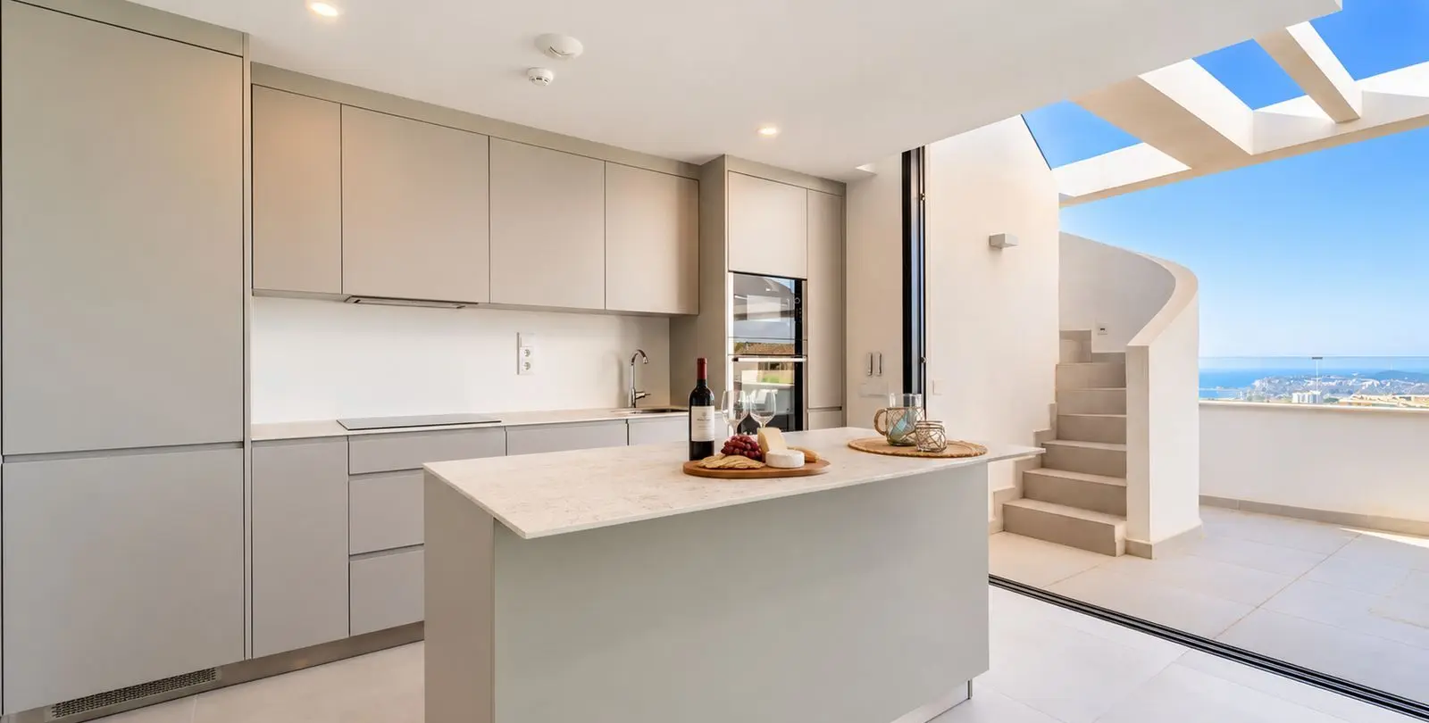Sale of penthouse in Fuengirola 4