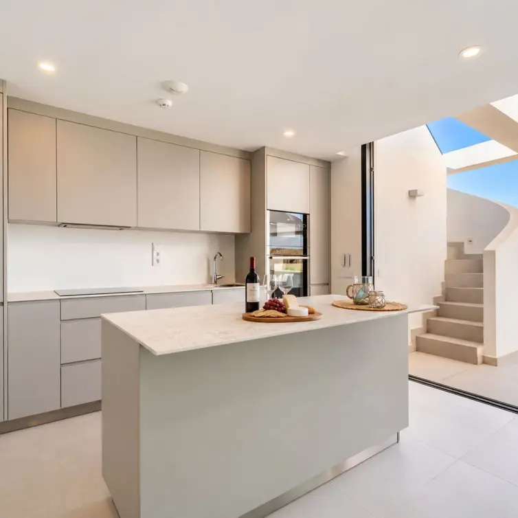 Sale of penthouse in Fuengirola