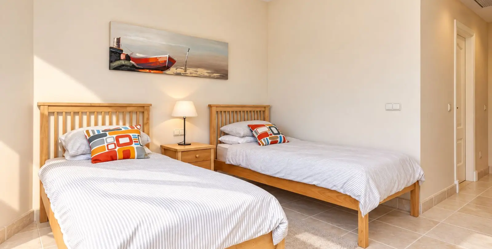 Sale of penthouse in Estepona 16