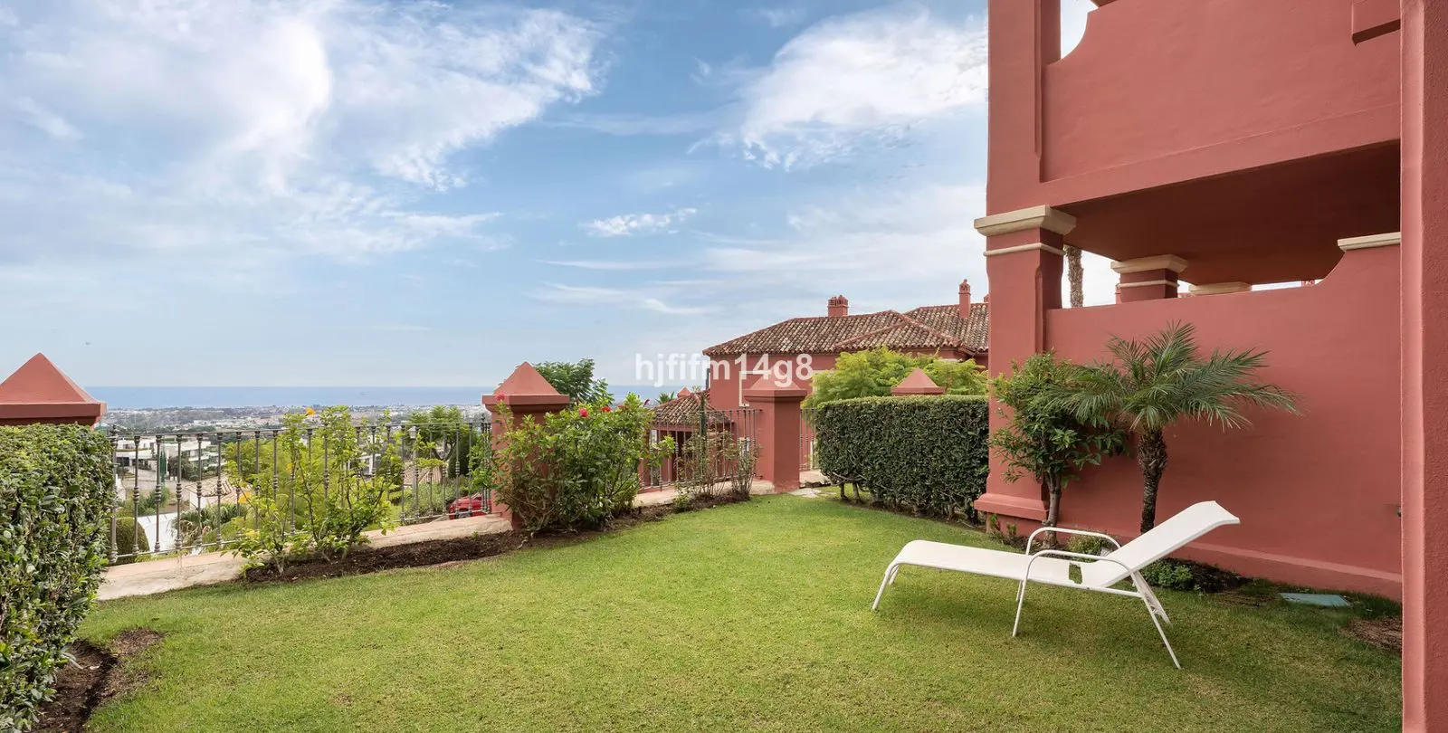 Sale of townhouse in Monte Halcones 1