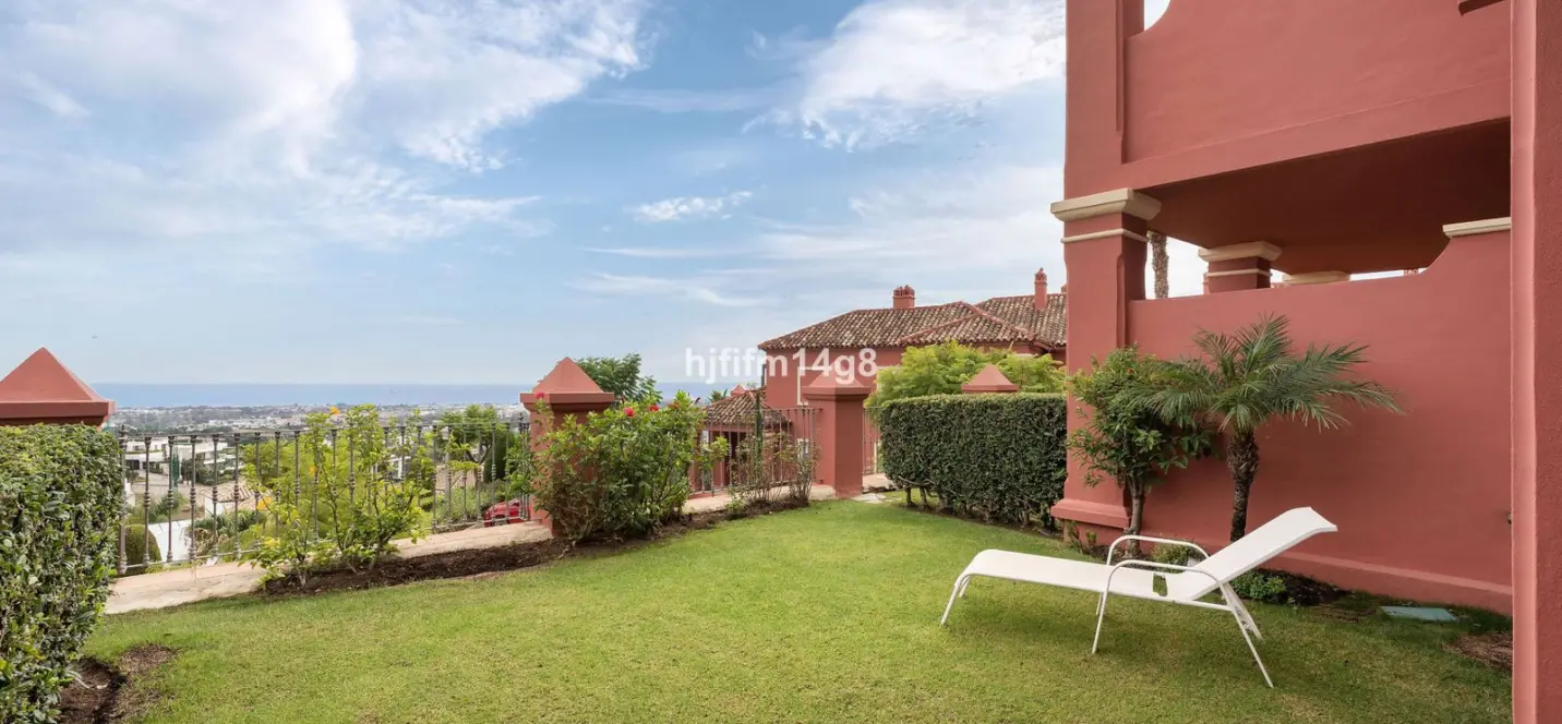 Sale of townhouse in Monte Halcones 0