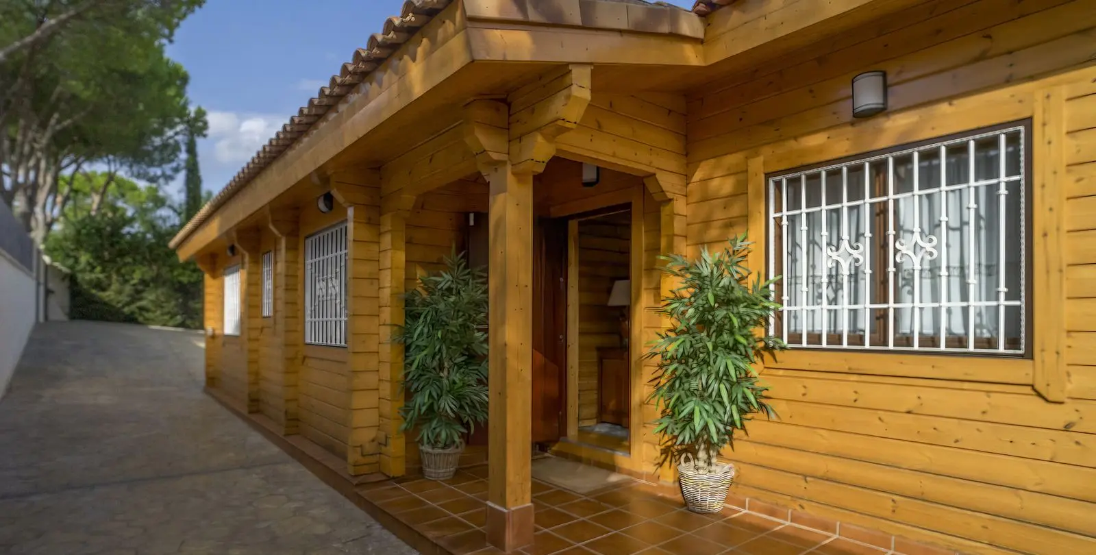 Venta de villa independiente en Elviria 30
