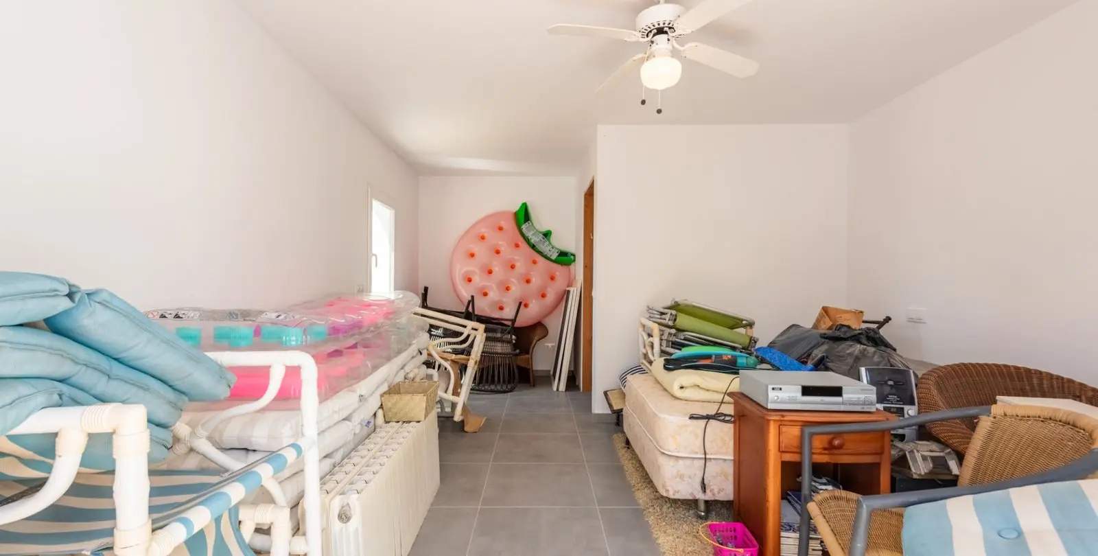 Sale of detached villa in Atalaya 25