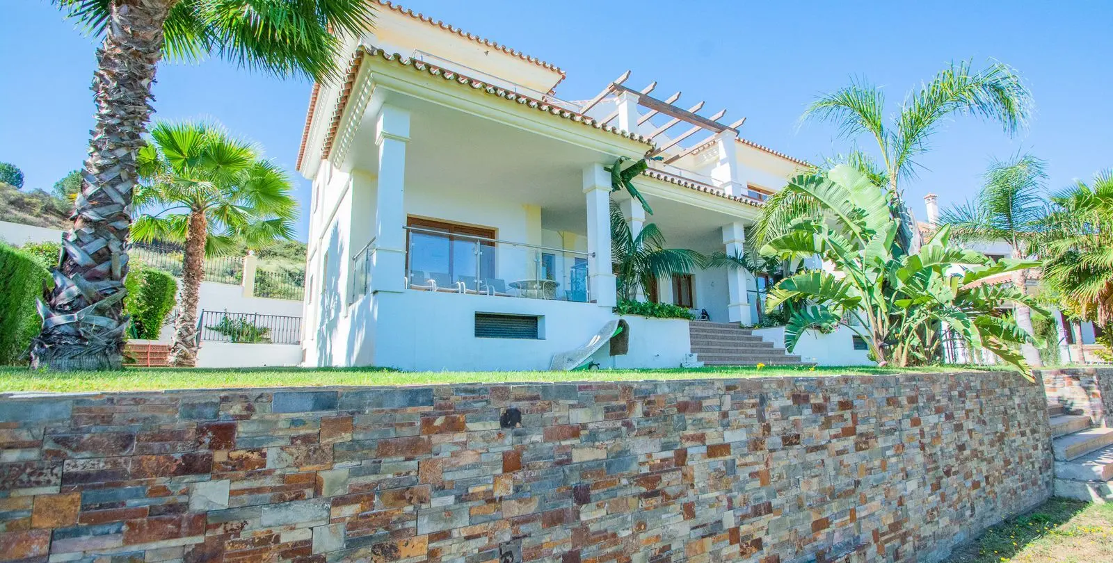Sale of detached villa in La Cala Golf 3