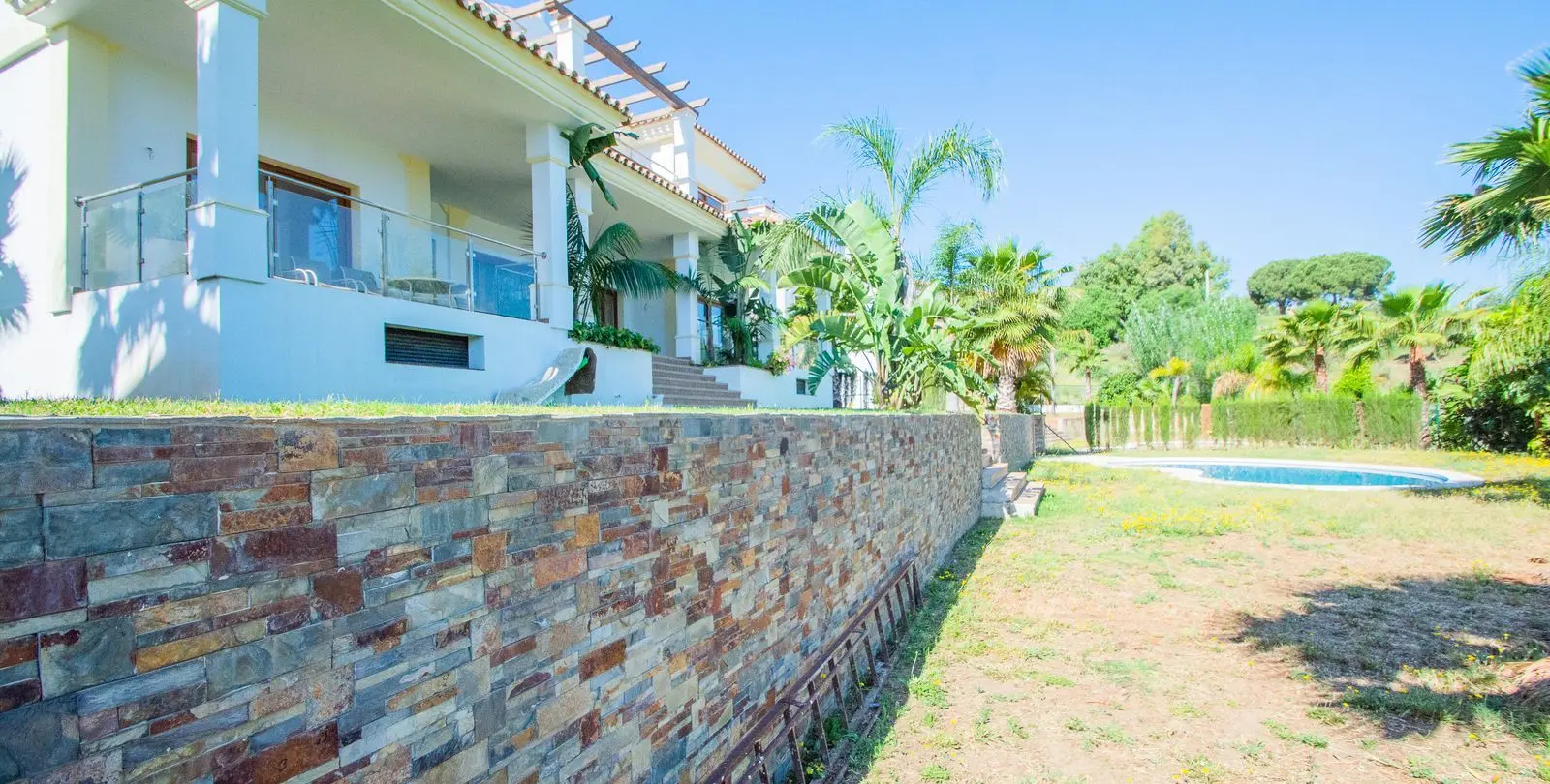 Sale of detached villa in La Cala Golf 11
