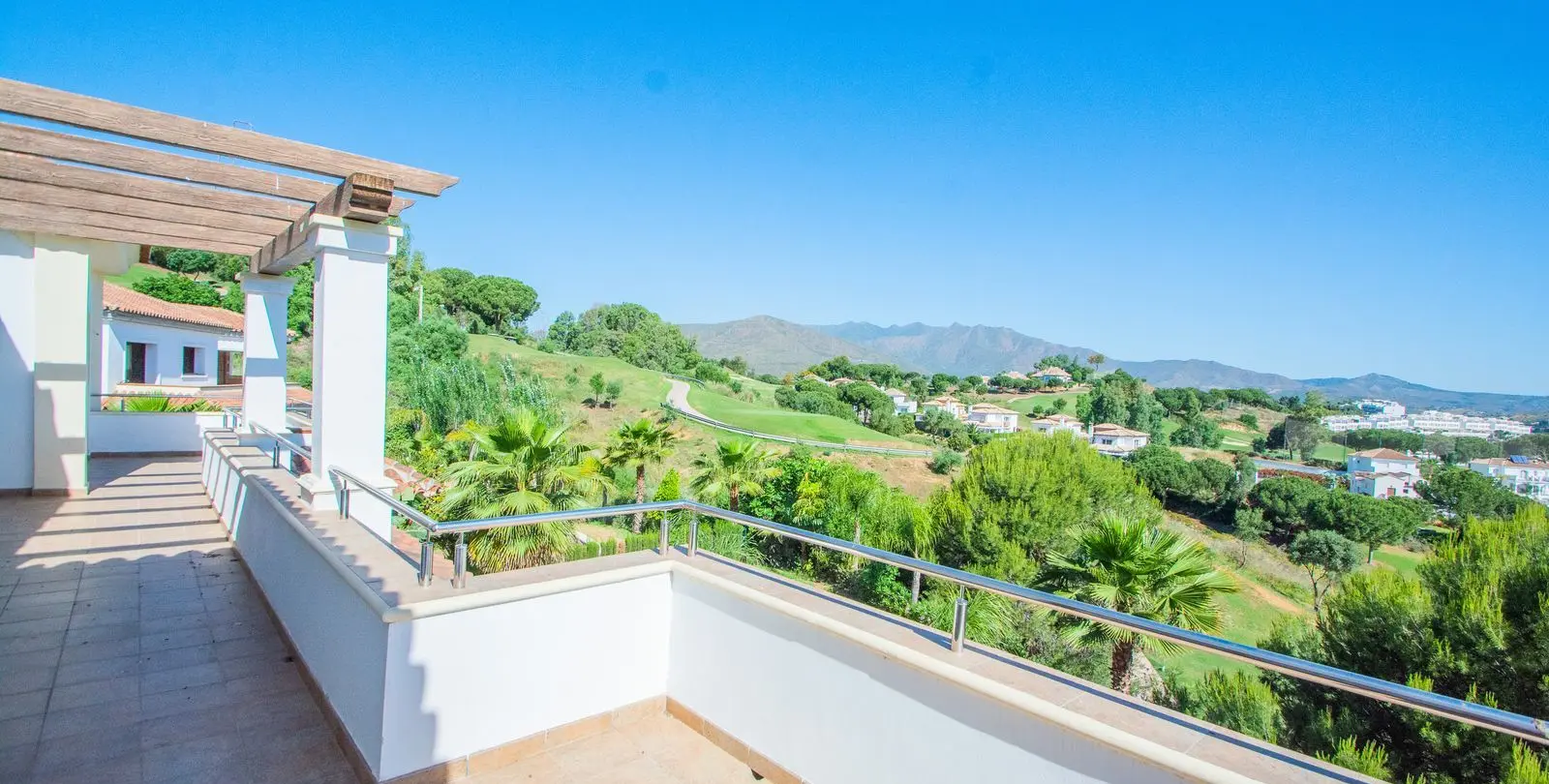 Sale of detached villa in La Cala Golf 23