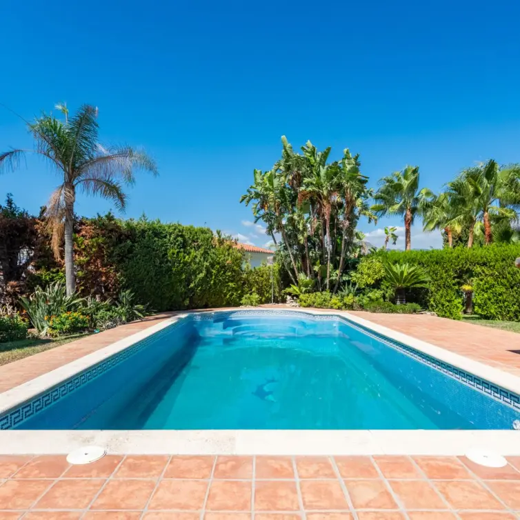 Venta de villa independiente en Atalaya