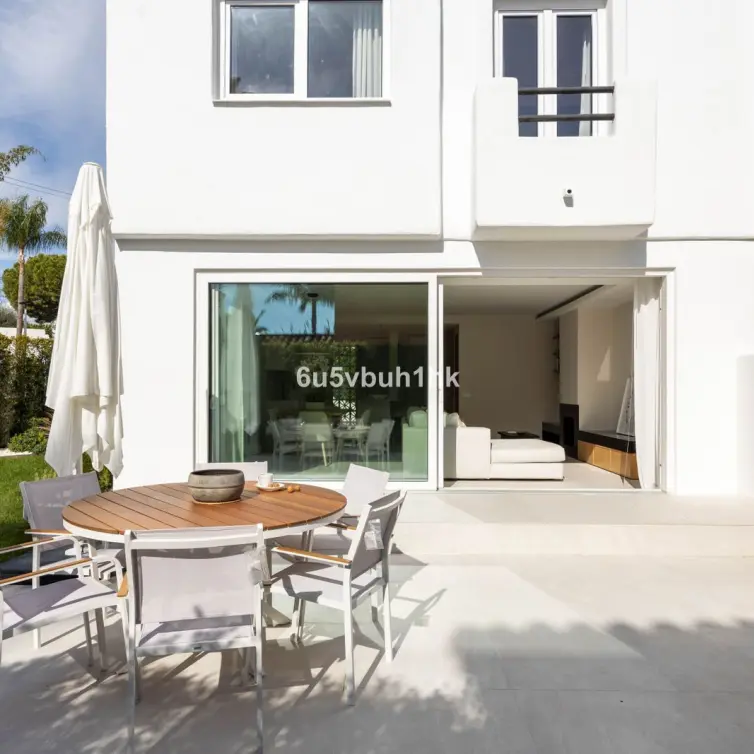Venta de adosado en Beach Side New Golden Mile