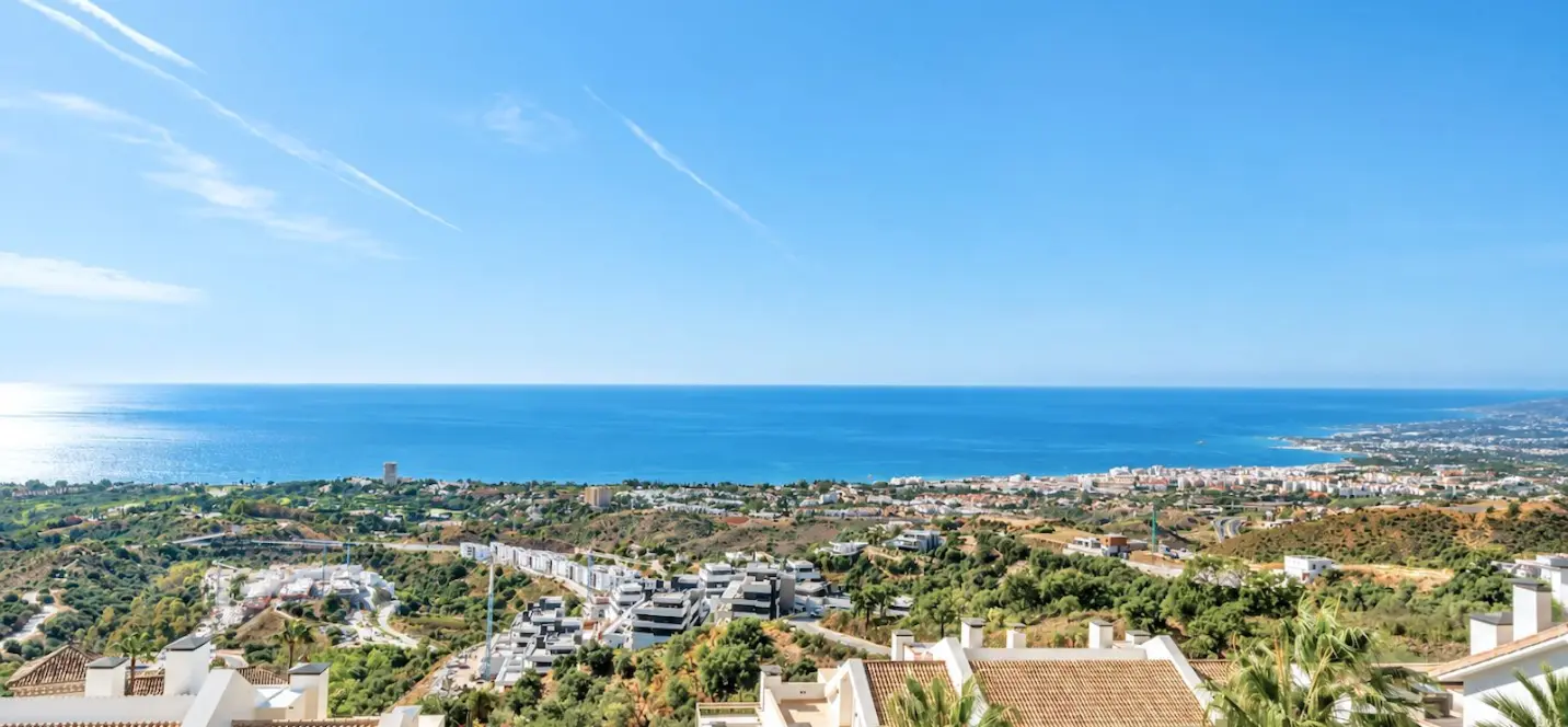 Sale of penthouse in Altos de los Monteros 0