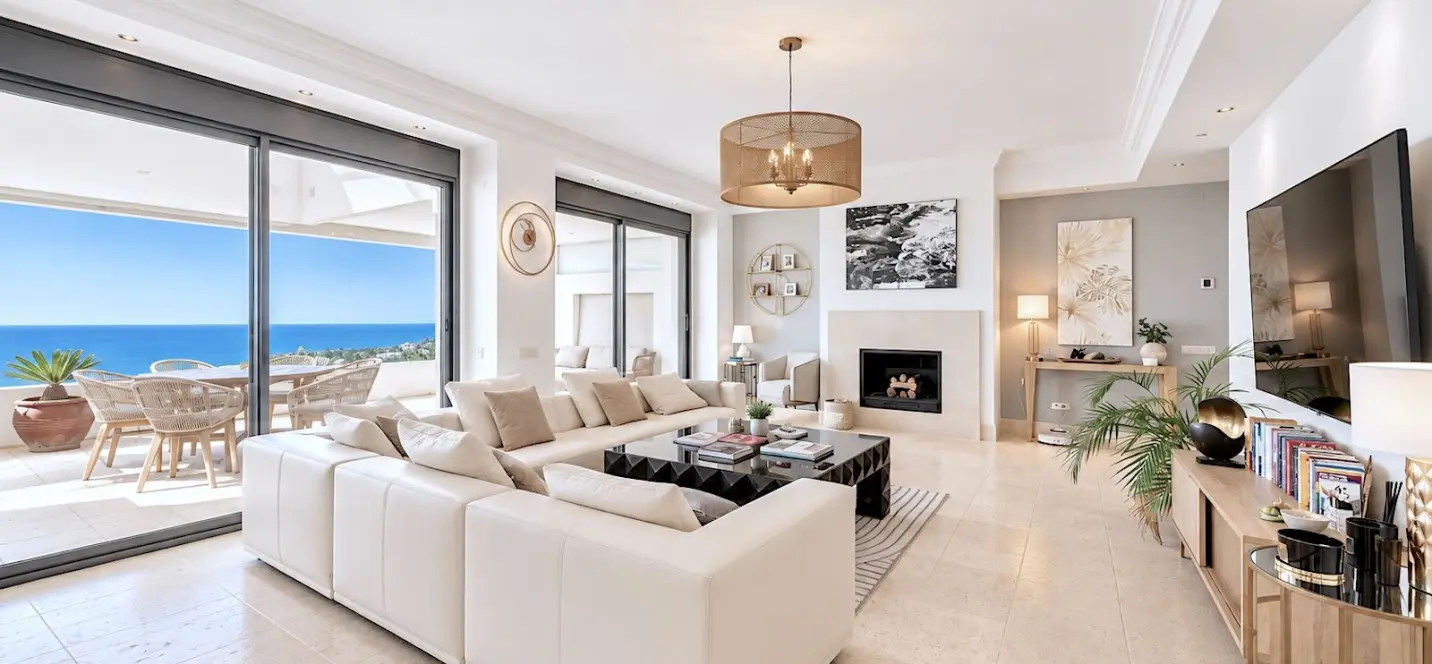 Sale of penthouse in Altos de los Monteros 2