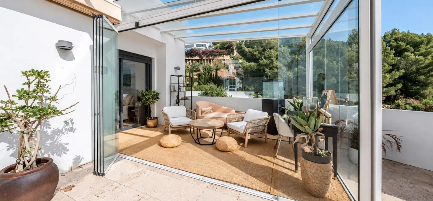 Sale of penthouse in Altos de los Monteros 4