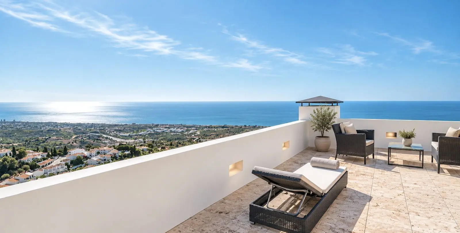 Sale of penthouse in Altos de los Monteros 28