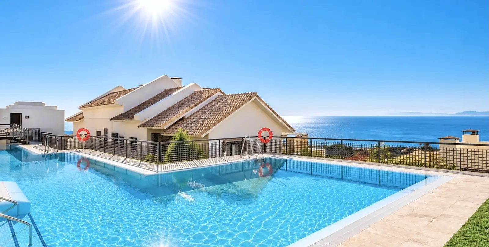 Sale of penthouse in Altos de los Monteros 31
