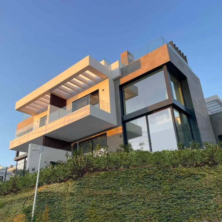 Venta de casa pareada en Marbella
