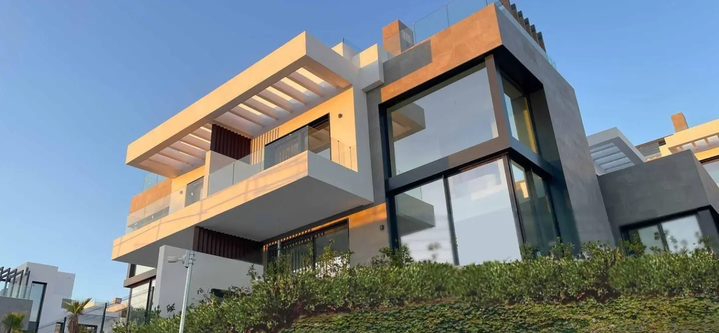 Sale of semi-detached house in Marbella 0