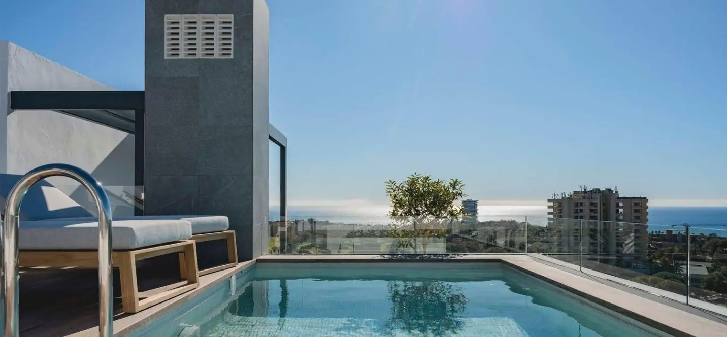 Sale of semi-detached house in Marbella 1