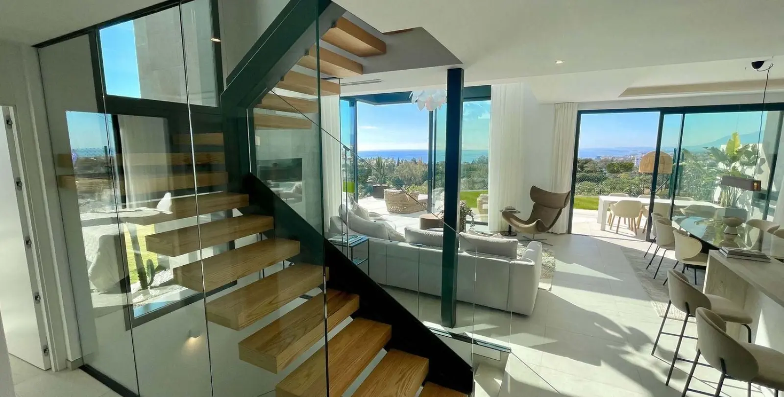 Sale of semi-detached house in Marbella 16