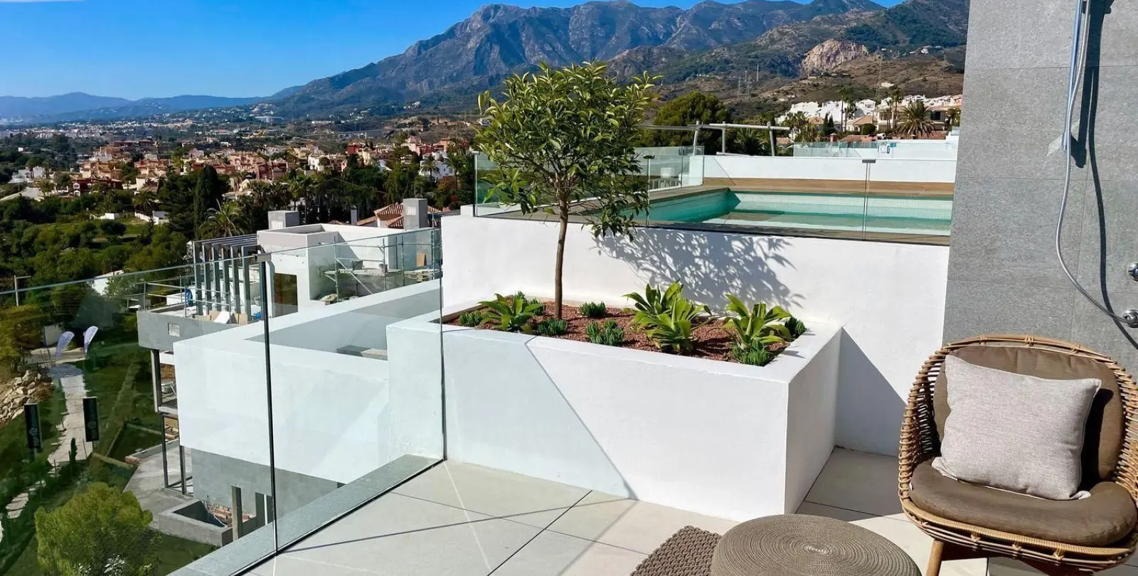 Sale of semi-detached house in Marbella 34