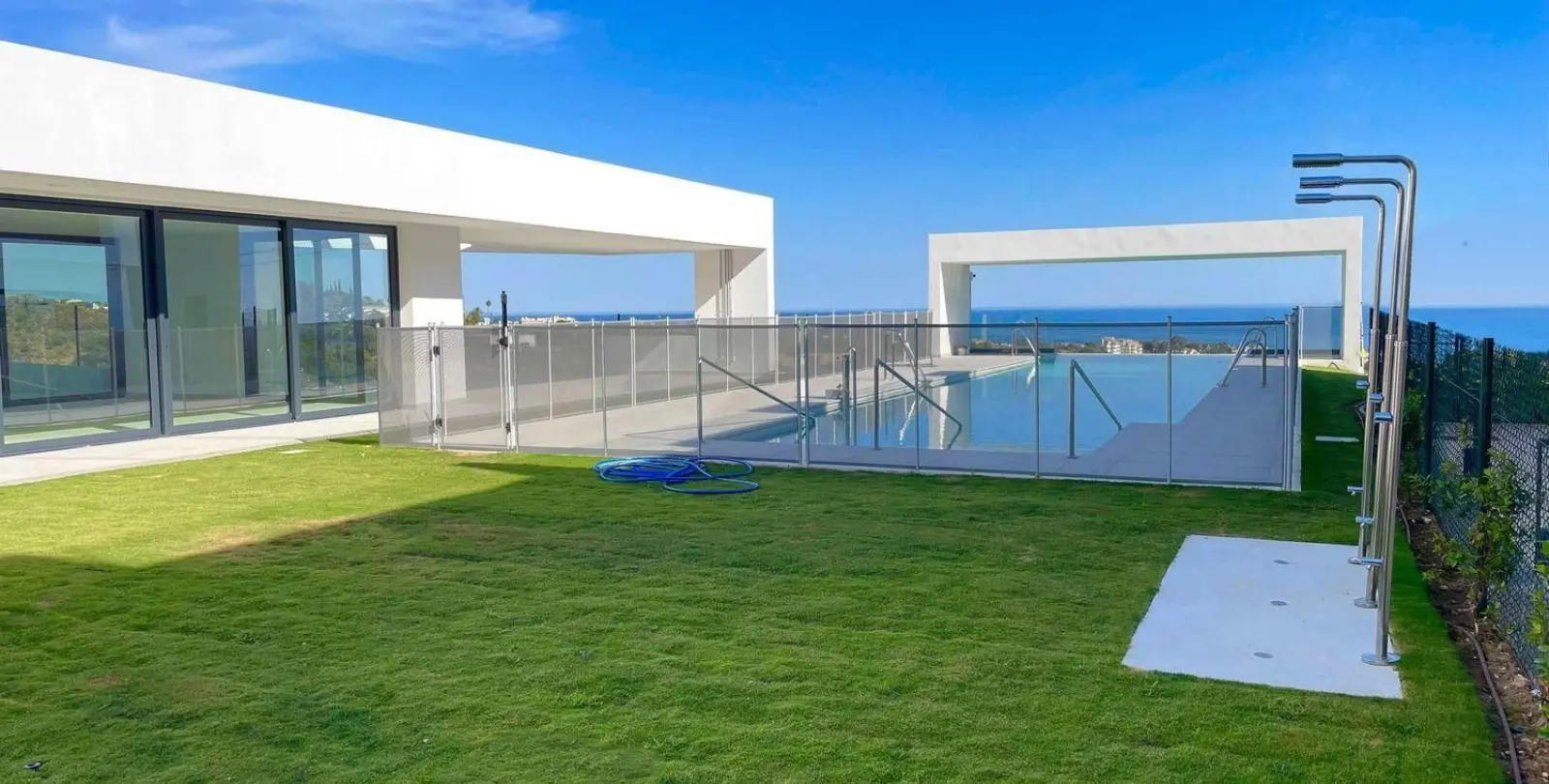 Sale of semi-detached house in Marbella 39