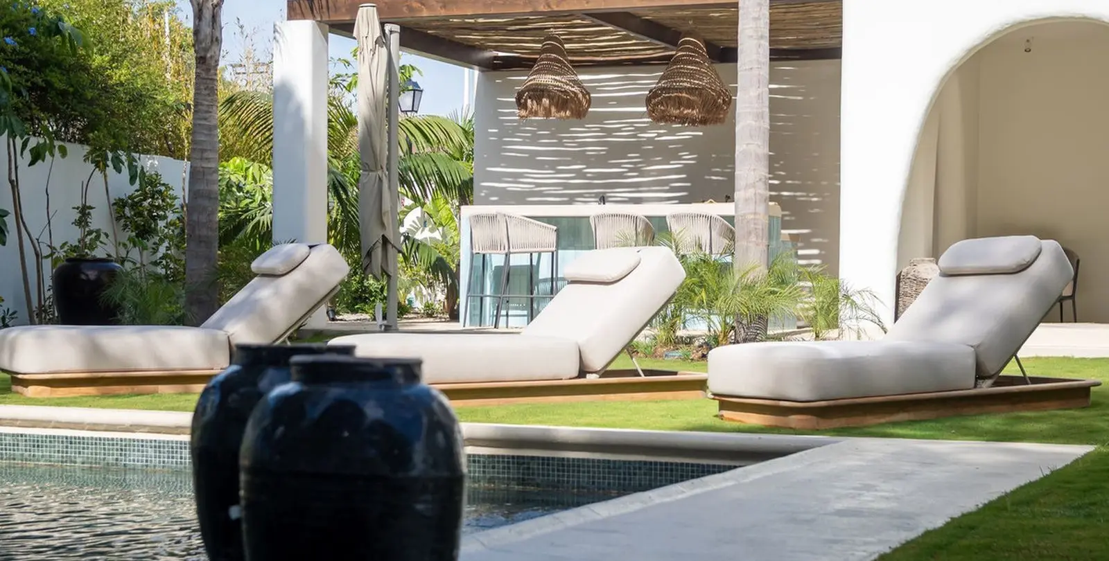 Sale of detached villa in Guadalmina Baja 48
