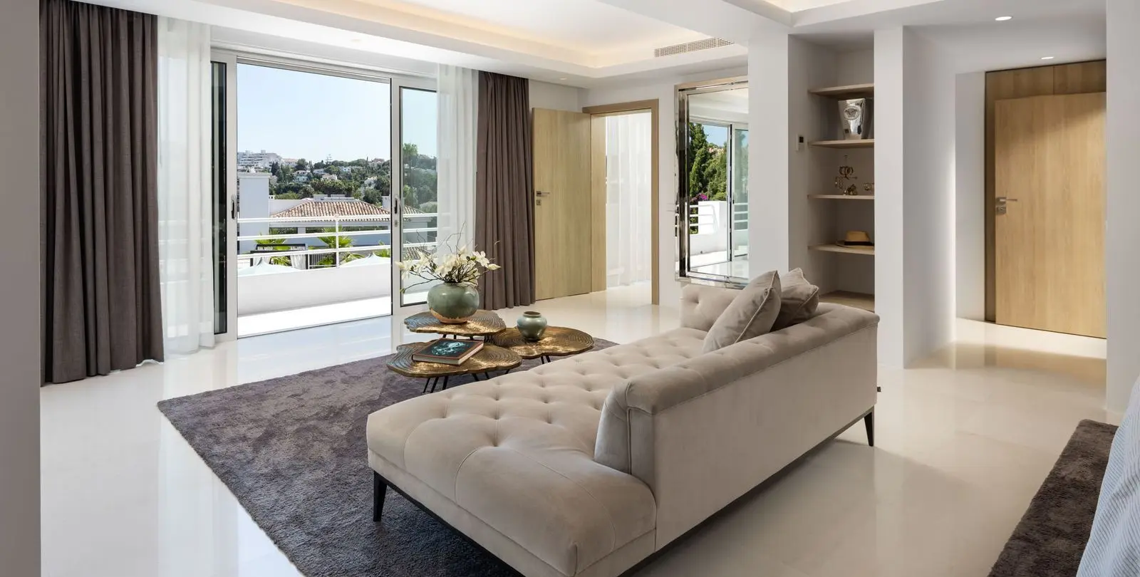 Sale of detached villa in Nueva Andalucía 19