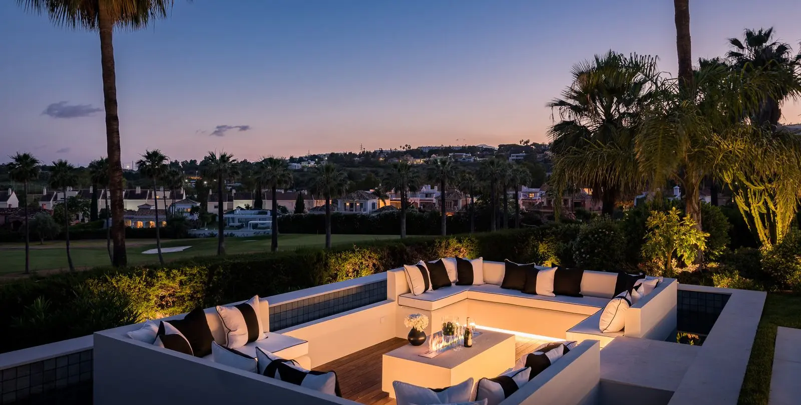 Sale of detached villa in Nueva Andalucía 21