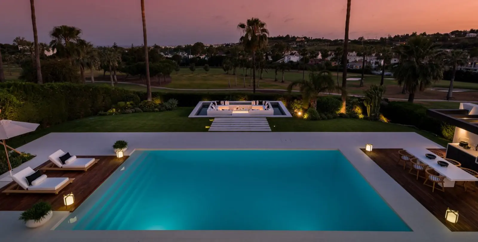 Sale of detached villa in Nueva Andalucía 22