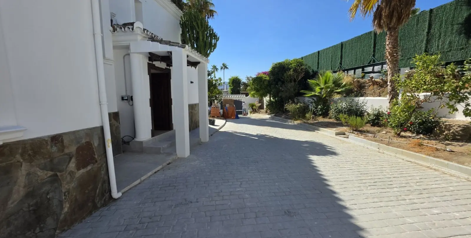 Long-term rent of detached villa in Nueva Andalucía 31