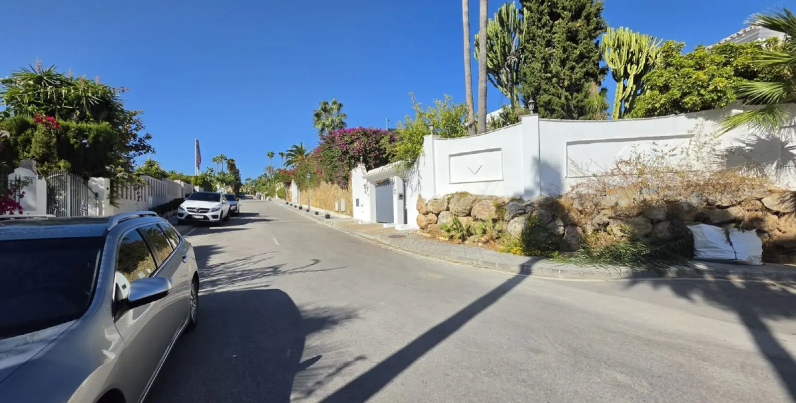 Long-term rent of detached villa in Nueva Andalucía 37