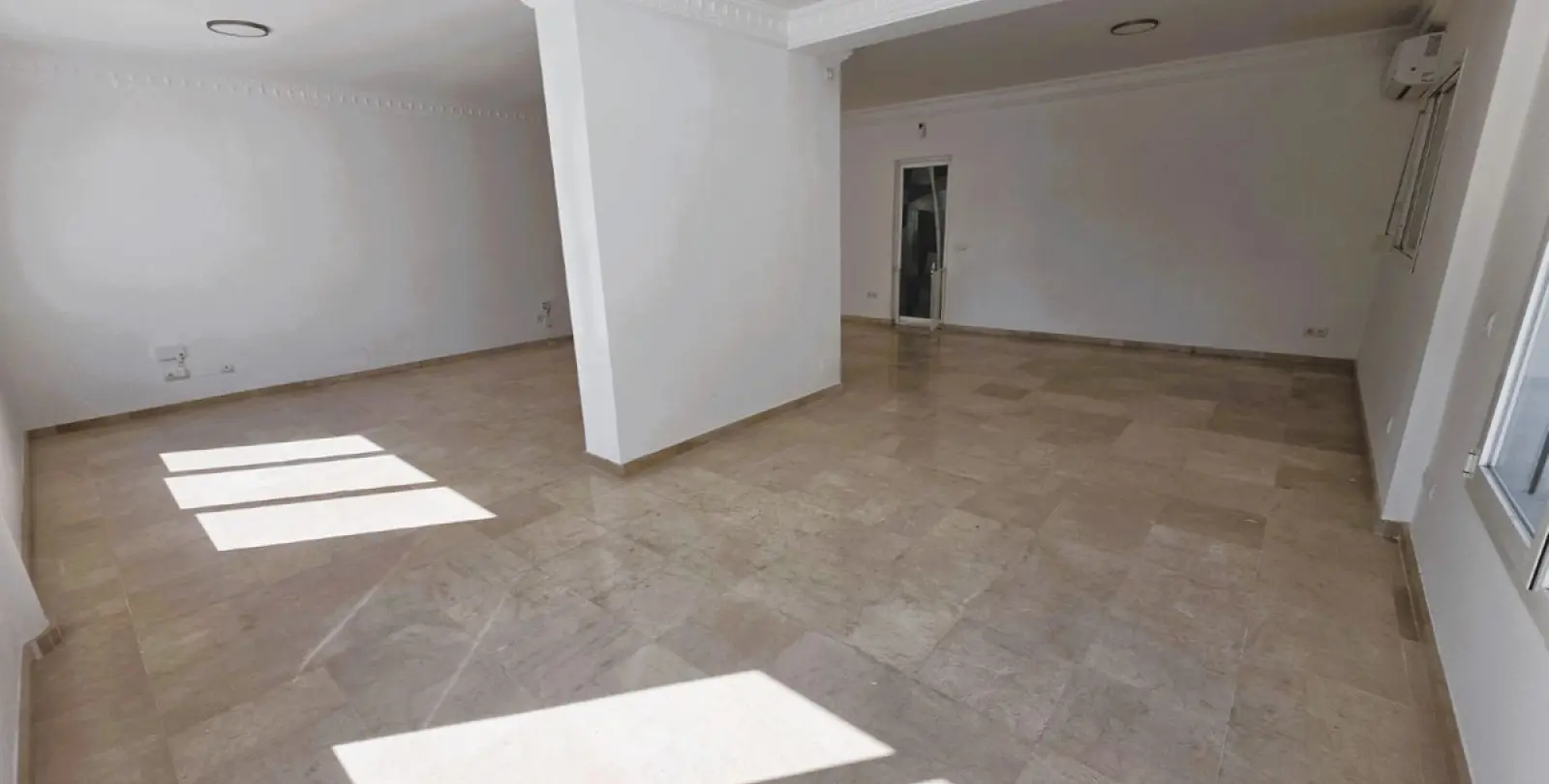 Long-term rent of detached villa in Nueva Andalucía 59