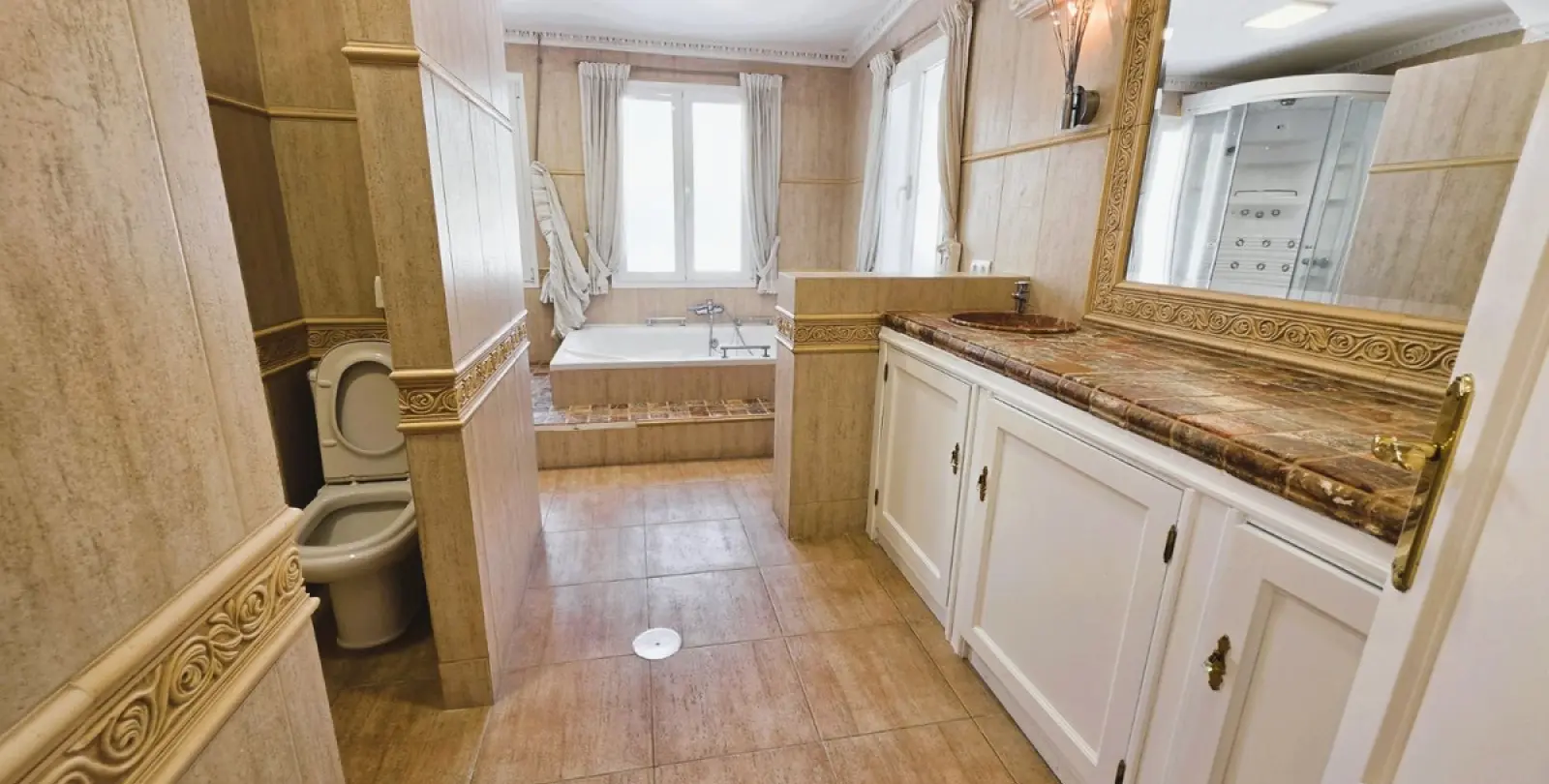 Long-term rent of detached villa in Nueva Andalucía 86
