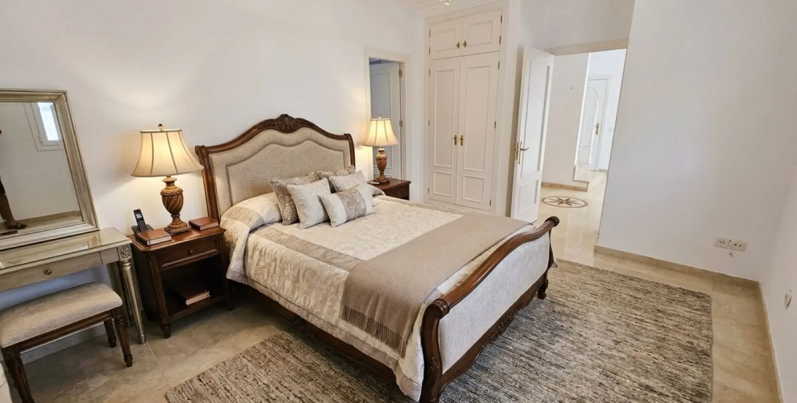 Long-term rent of detached villa in Nueva Andalucía 114