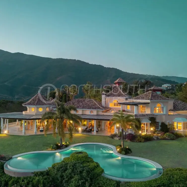 Venta de villa independiente en Benahavís