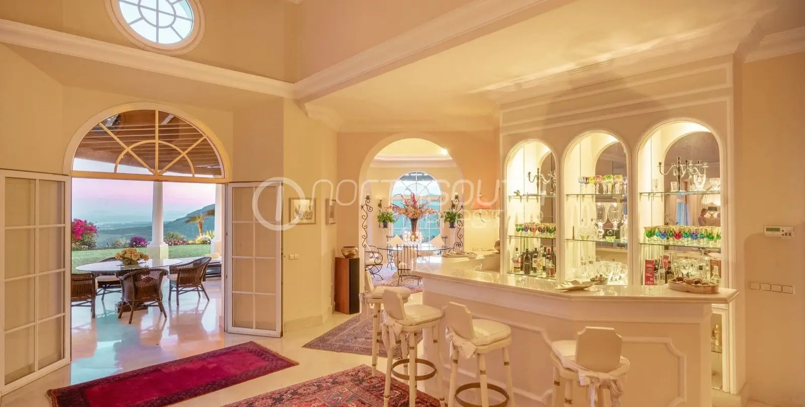 Sale of detached villa in Benahavís 26