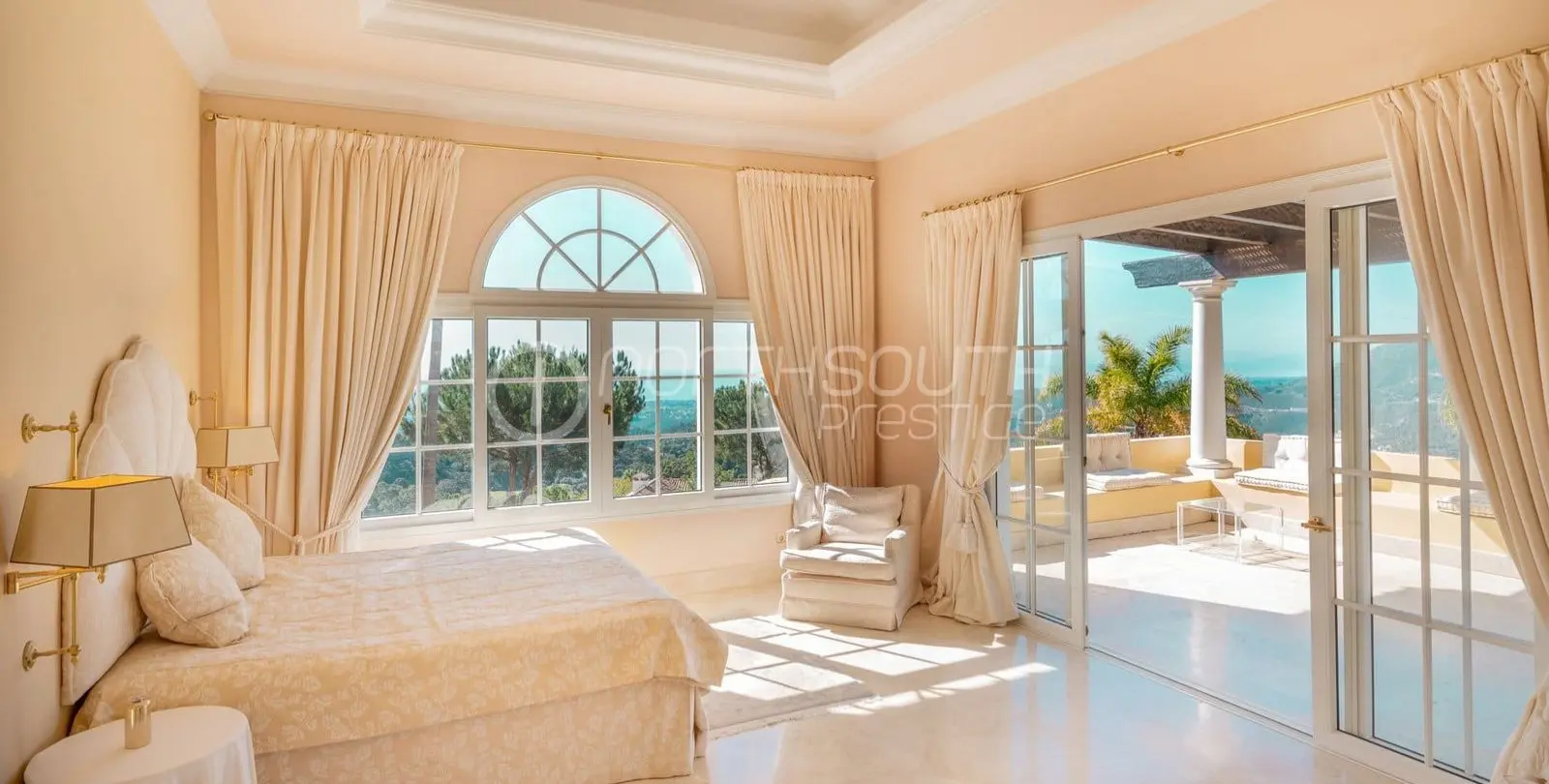 Sale of detached villa in Benahavís 30