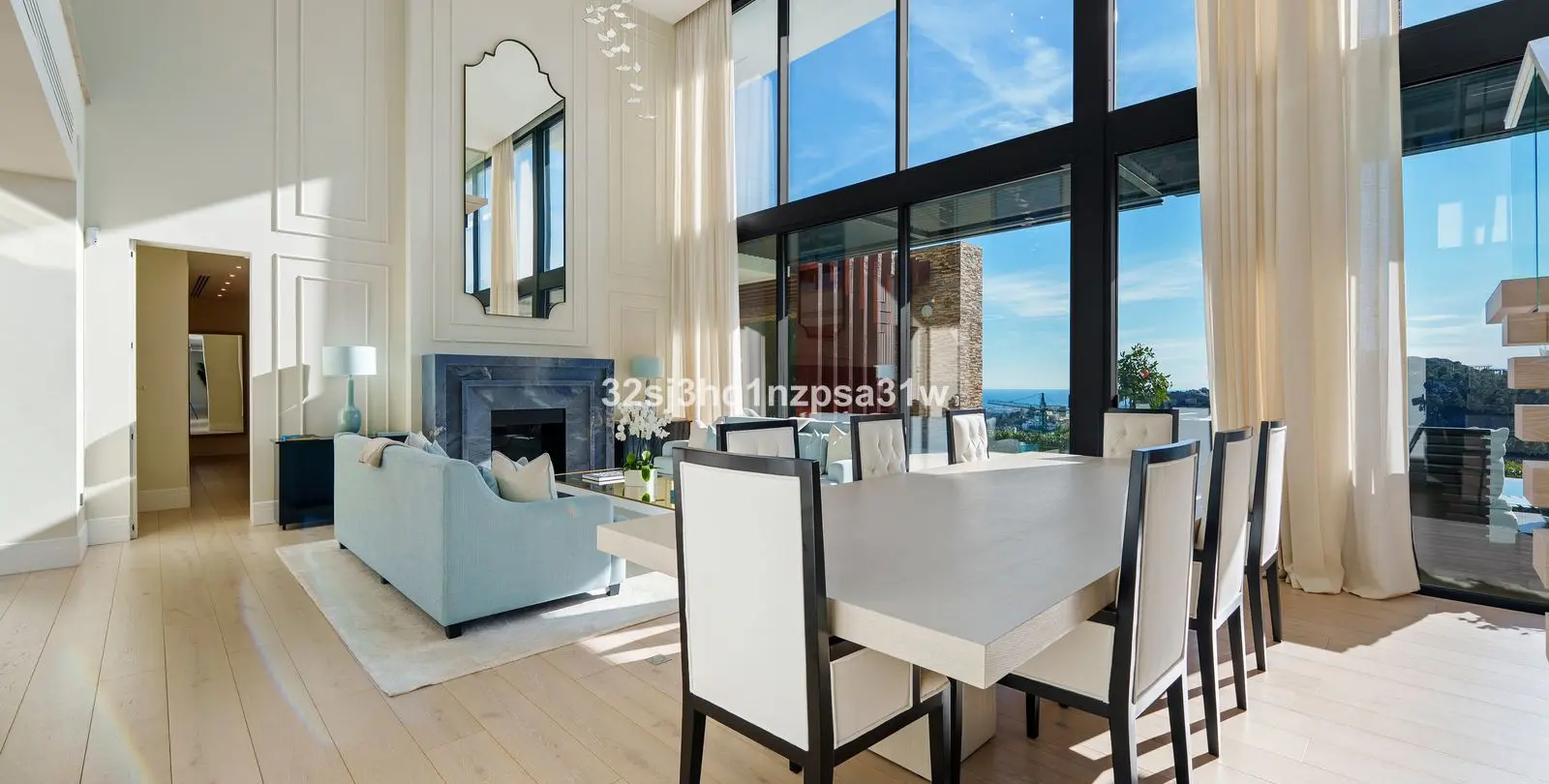 Sale of detached villa in Benahavís 12