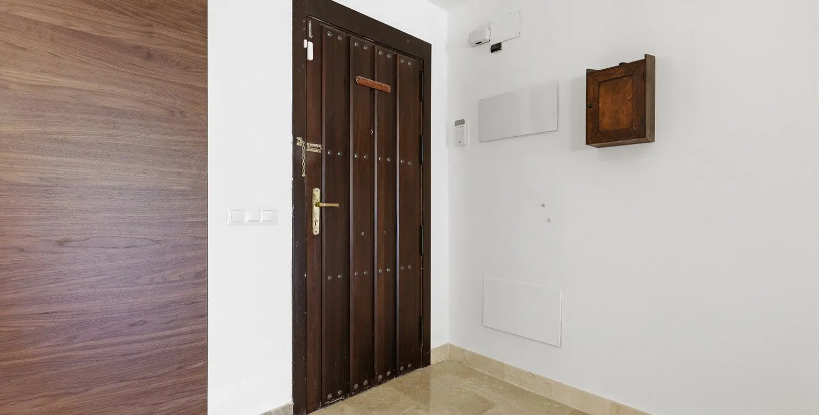 Venta de apartamento en planta baja en Estepona 12