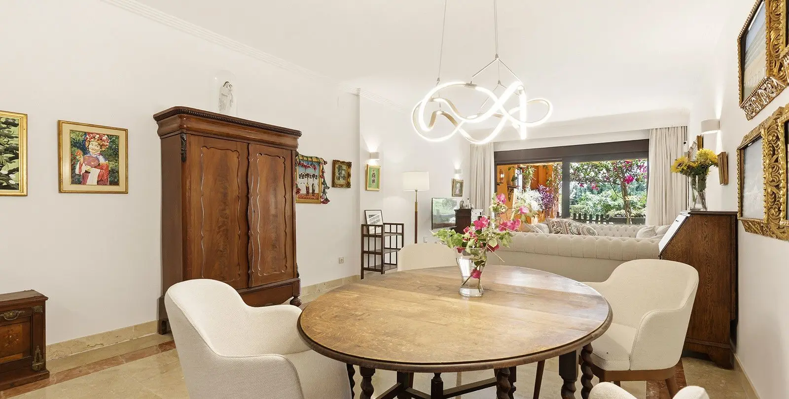 Venta de apartamento en planta baja en Estepona 15