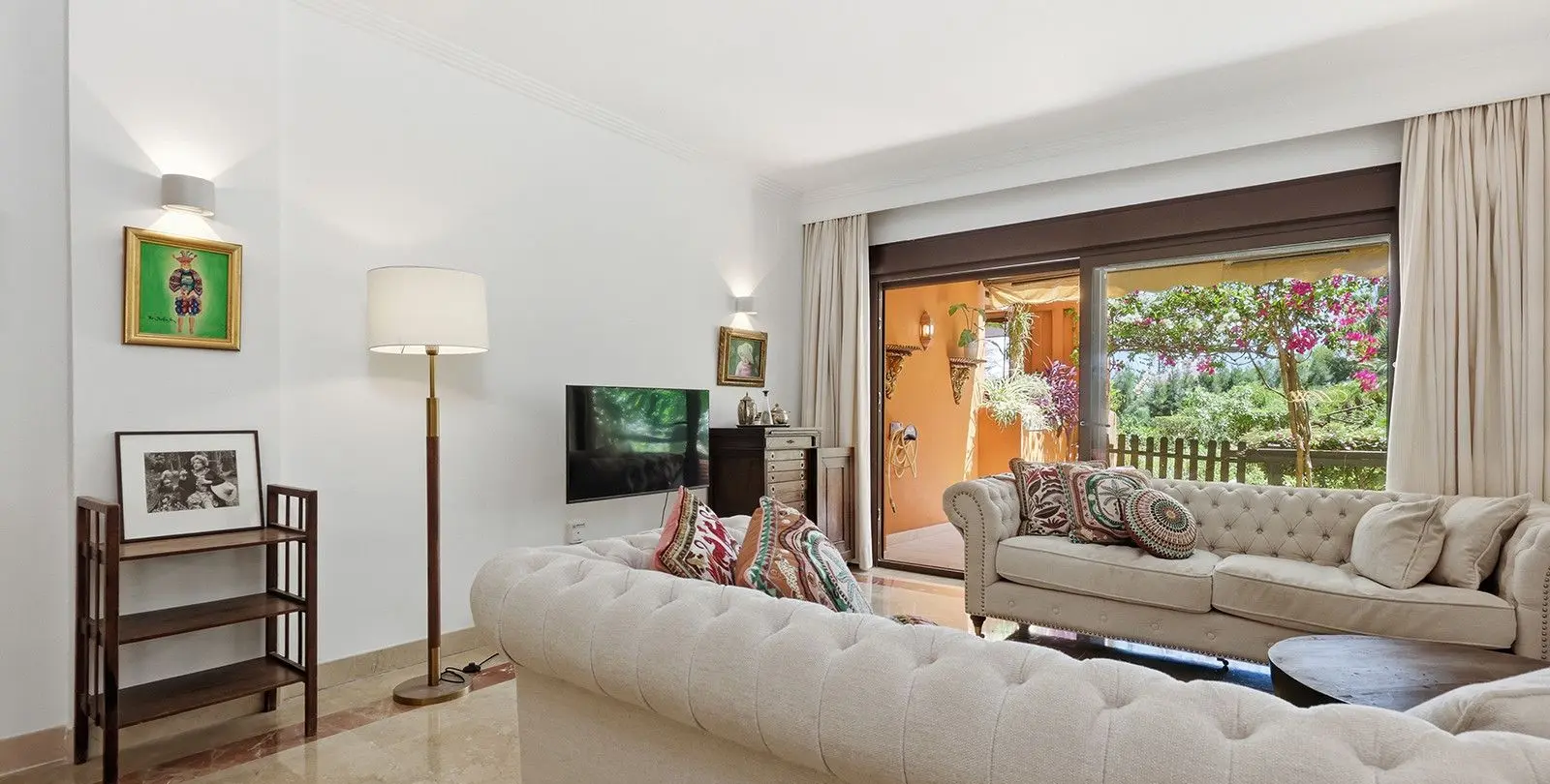 Venta de apartamento en planta baja en Estepona 17
