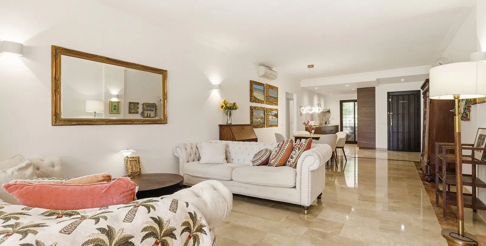 Venta de apartamento en planta baja en Estepona 19