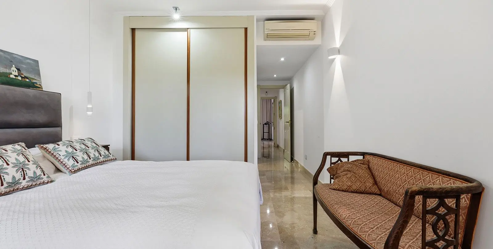 Venta de apartamento en planta baja en Estepona 29