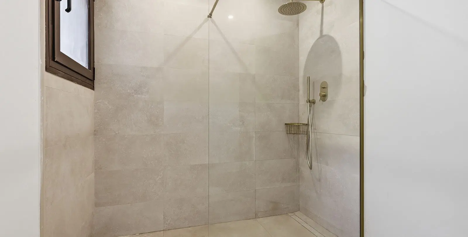 Venta de apartamento en planta baja en Estepona 31