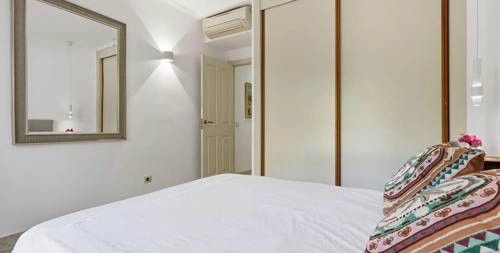 Venta de apartamento en planta baja en Estepona 42