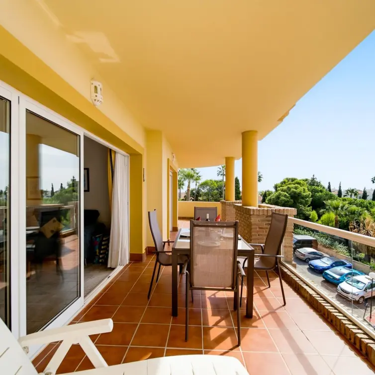 Venta de apartamento en planta baja en Calahonda