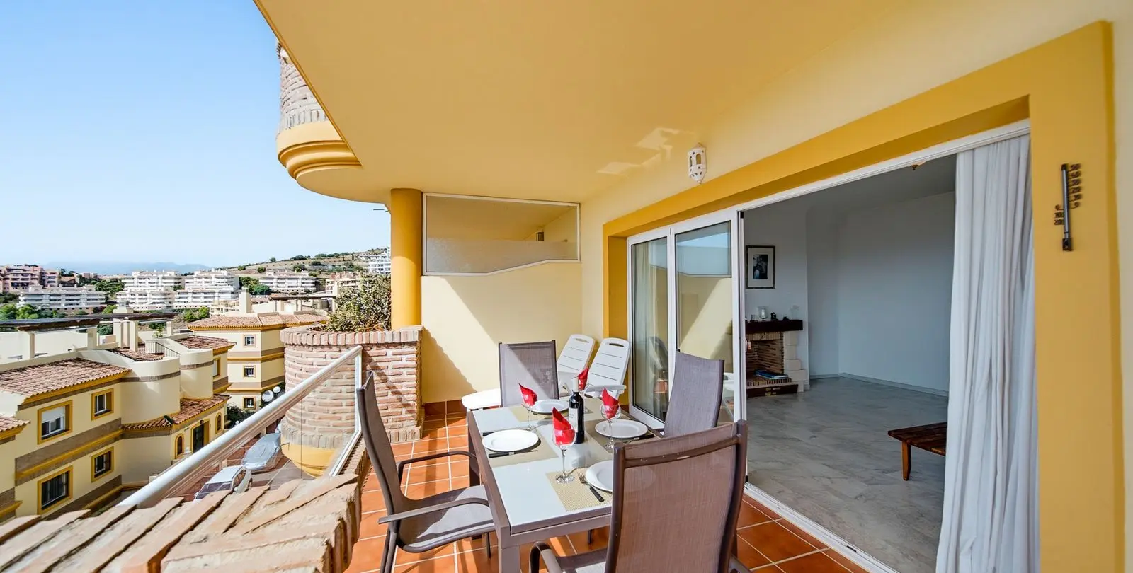 Venta de apartamento en planta baja en Calahonda 5