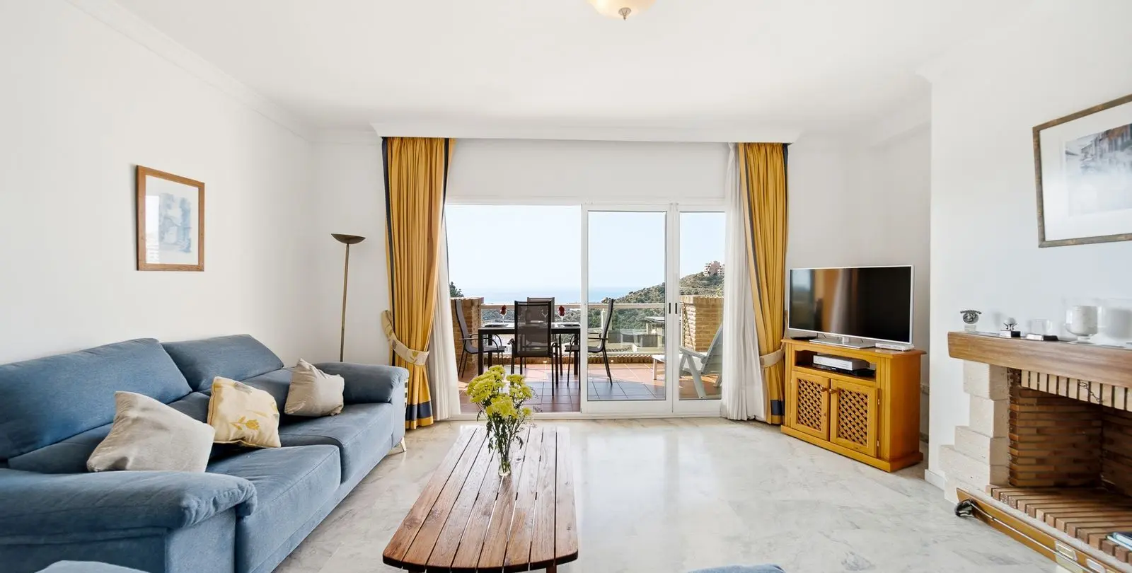 Venta de apartamento en planta baja en Calahonda 11