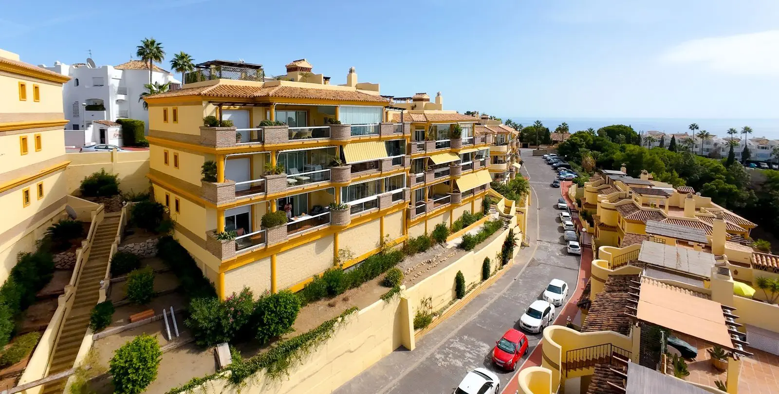Venta de apartamento en planta baja en Calahonda 26