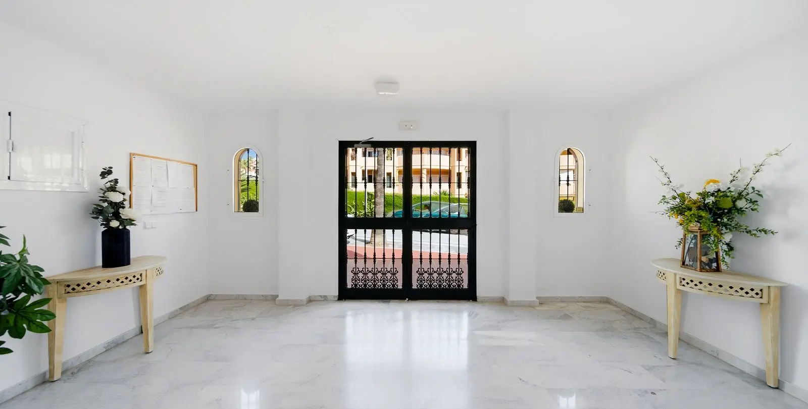 Venta de apartamento en planta baja en Calahonda 29