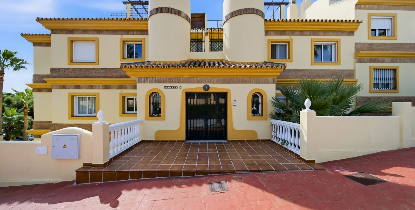 Venta de apartamento en planta baja en Calahonda 30