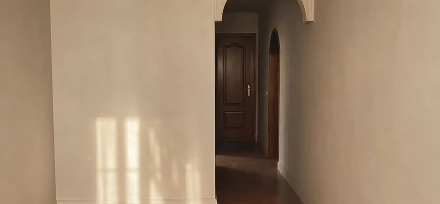 Venta de apartamento en planta media en Marbella 3
